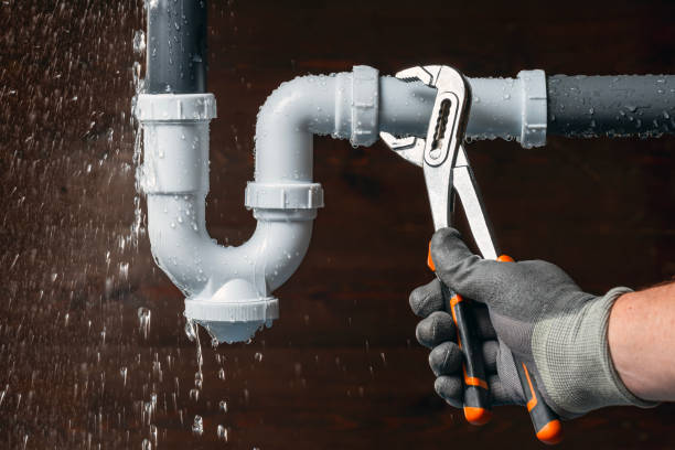 Professional Leak Detection technician working in Randolph, WI